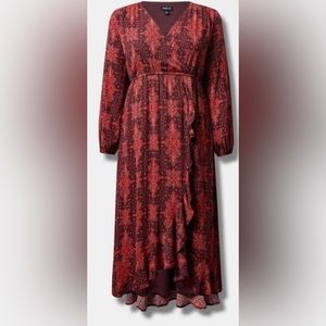 NWT - Torrid - Midi Washable Crinkle Gauze Ruffle
Surplice Dress - Size 2x 18/20